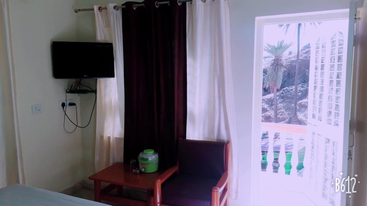 Paradise Hotel For Couples Mount Abu Exterior foto